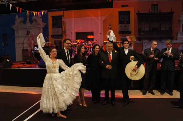 emb bailarines llerena600